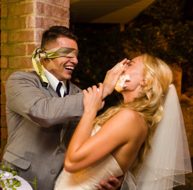 groom-smashes-wedding-cake-on-the-bride-001